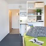 Chillout Dorm By Bookinghost Apart Otel 3*