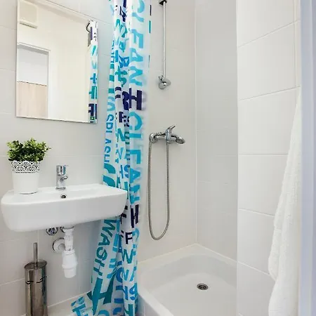 Chillout Dorm By Bookinghost Aparthotel Poznań