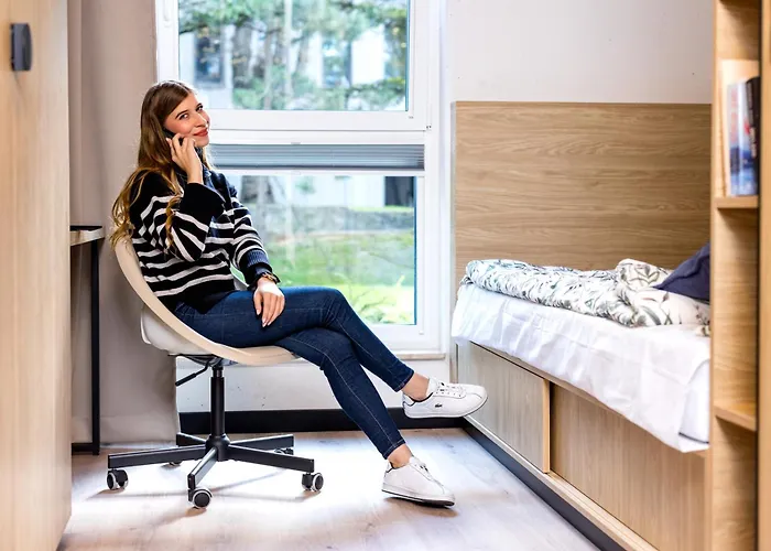 Chillout Dorm By Bookinghost Aparthotel Poznaň